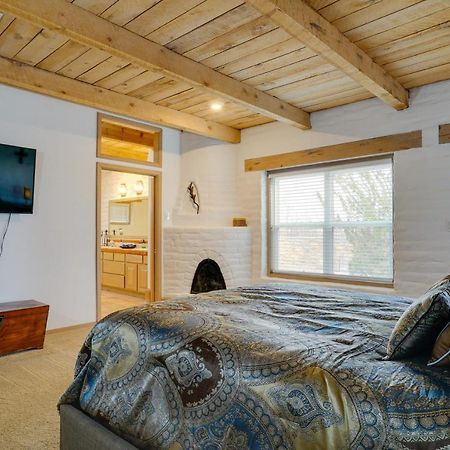 Las Cruces Home La Casa Blanca With Courtyard 外观 照片