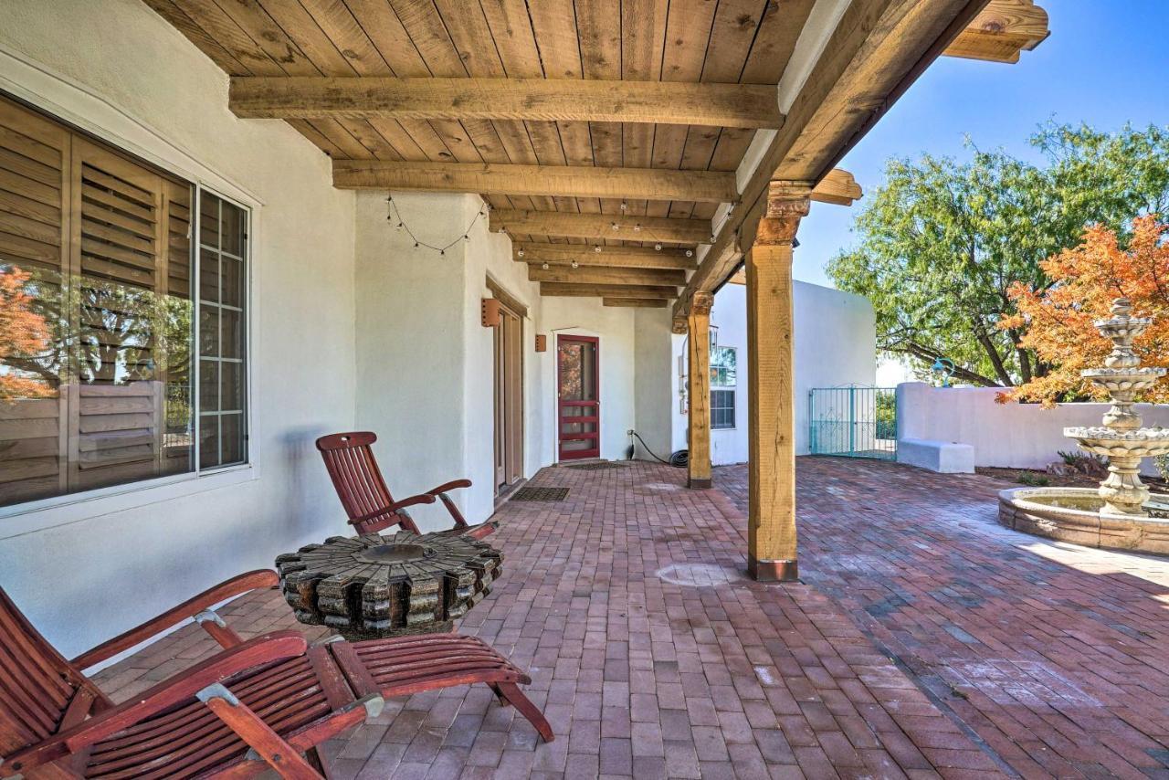 Las Cruces Home La Casa Blanca With Courtyard 外观 照片