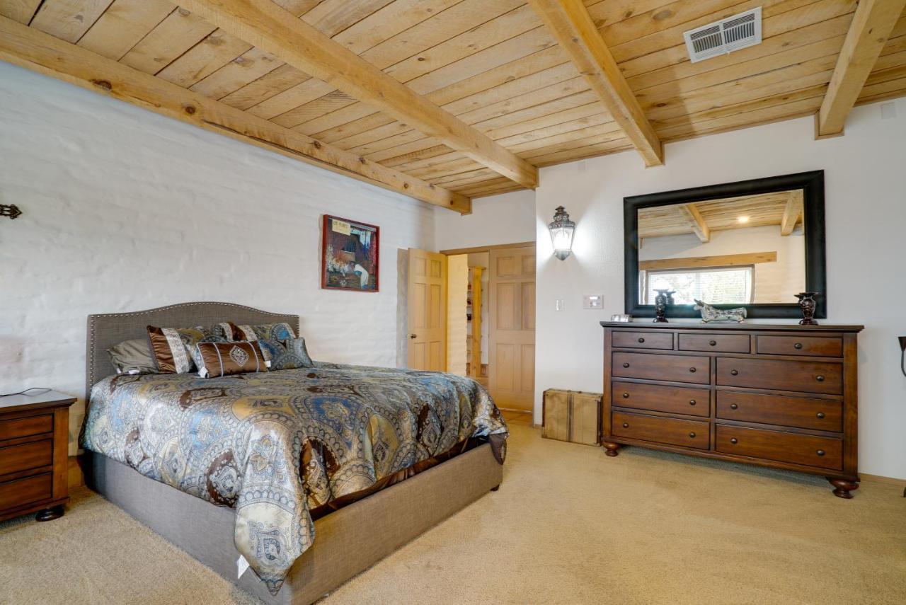 Las Cruces Home La Casa Blanca With Courtyard 外观 照片